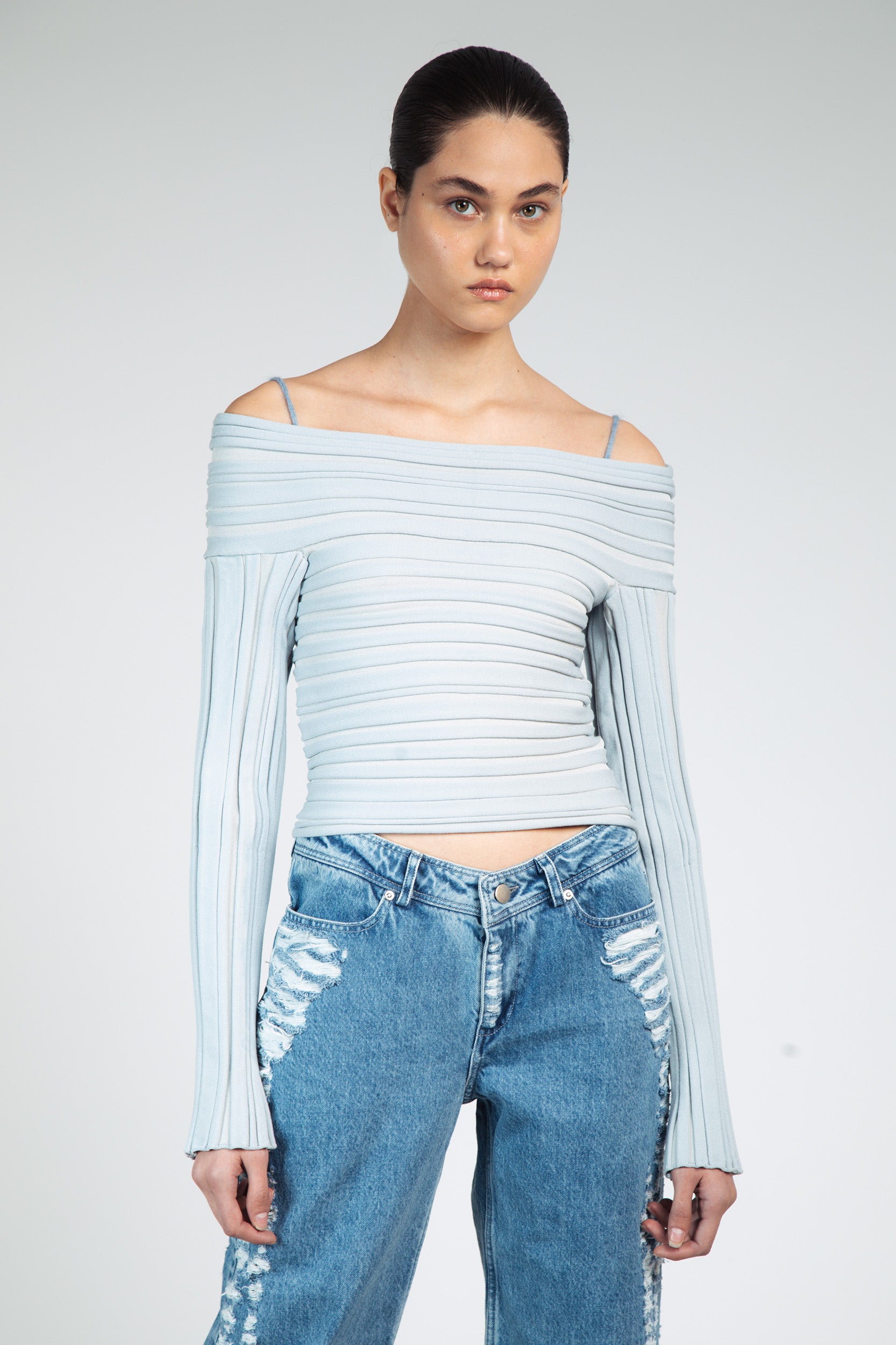 Distressed Denim Jeans – Katharina Dubbick